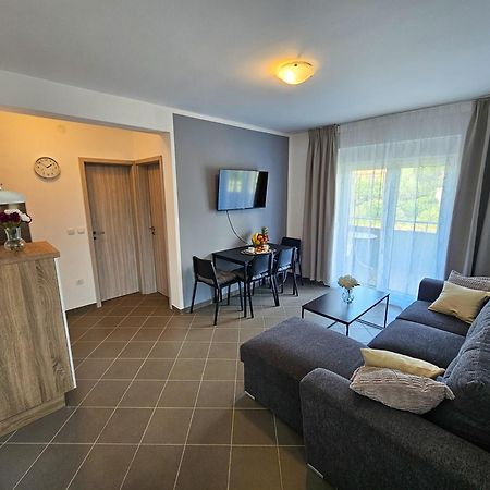 Apartments P&J Medolino ภายนอก รูปภาพ
