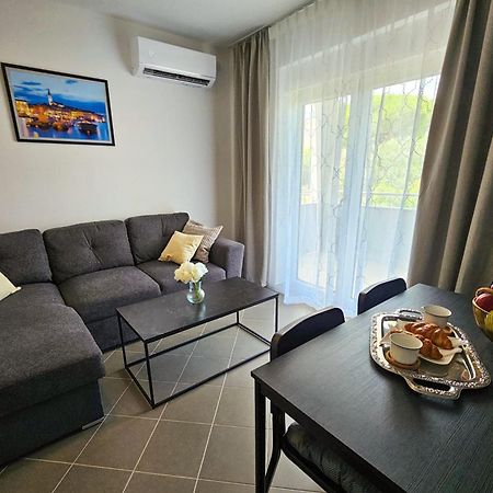 Apartments P&J Medolino ภายนอก รูปภาพ