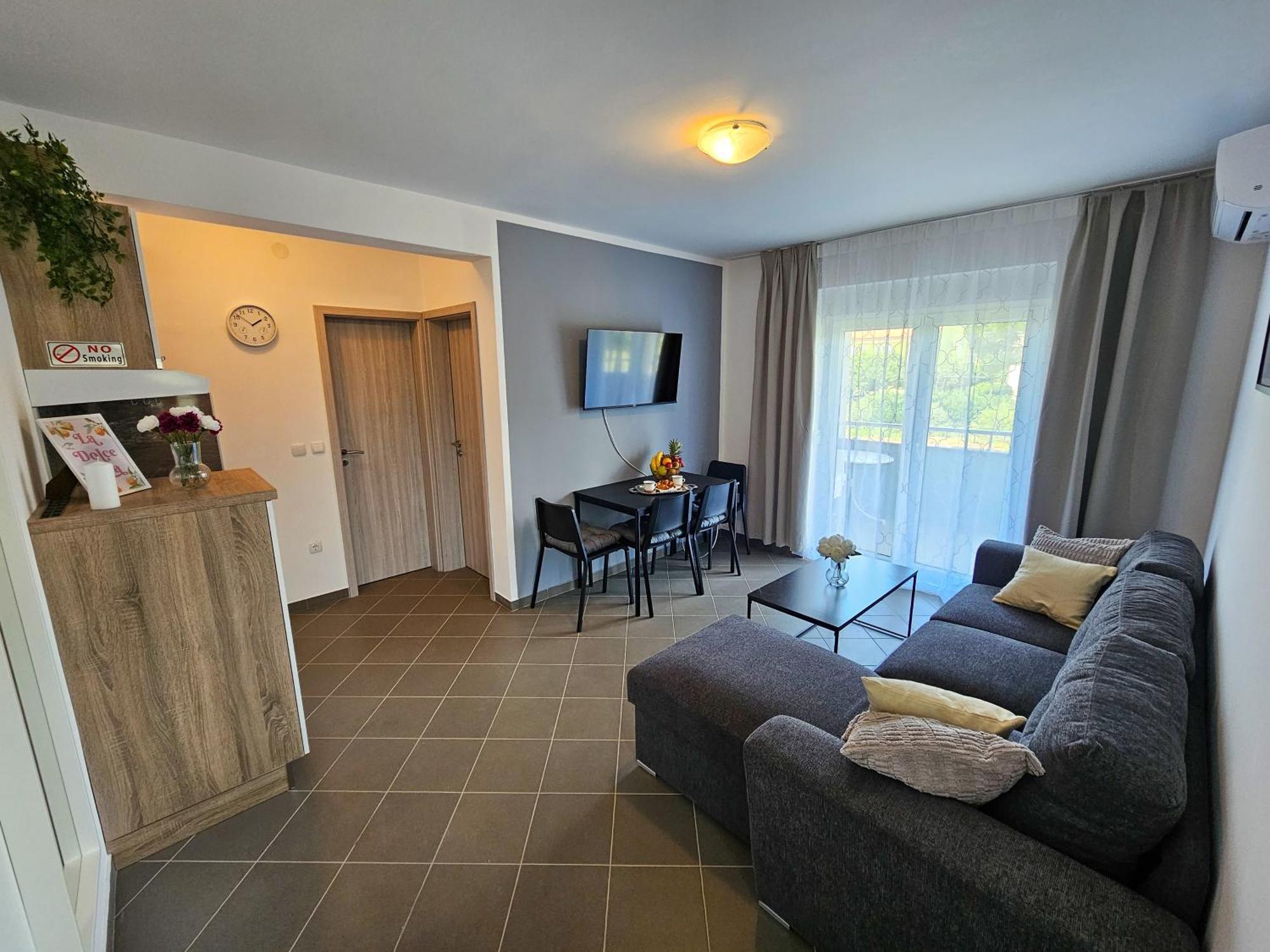 Apartments P&J Medolino ภายนอก รูปภาพ